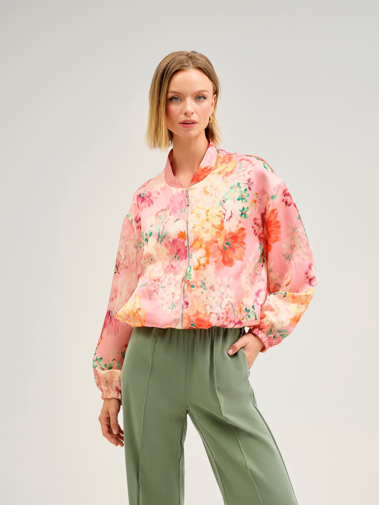 Jacheta materiale de inalta calitate flori roz | Cristina Baros